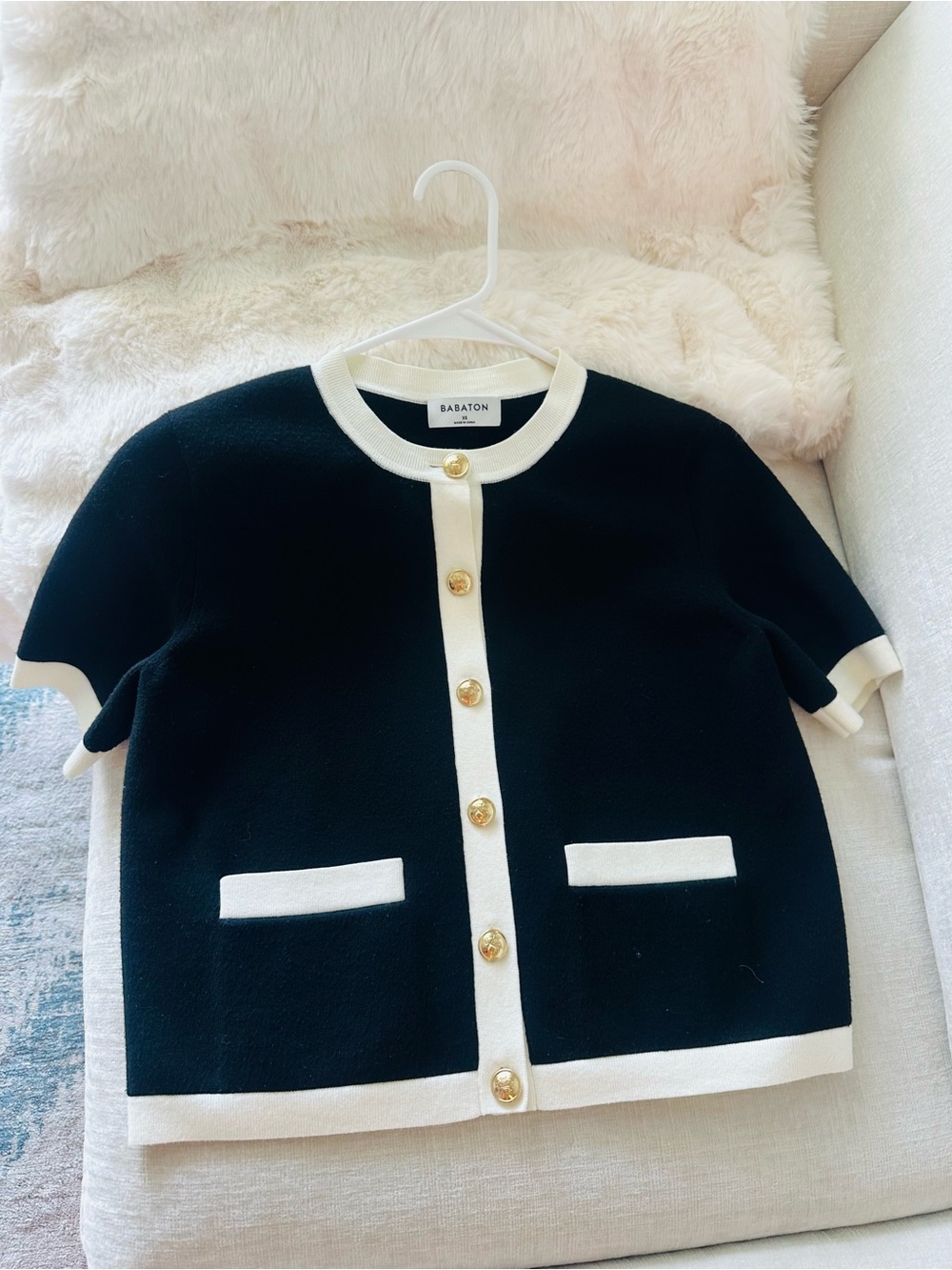 ARITZIA Black Short-Sleeve Knit Cardigan BABATON - Picture 2 of 6